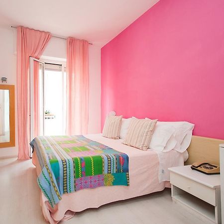 Hotel Giongo Spotorno Bagian luar foto